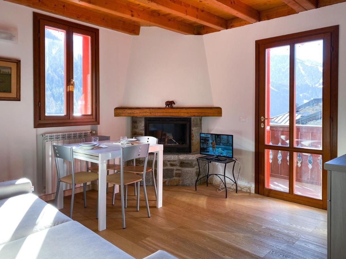 Mansarda Corno D'Aola Apartment Ponte Di Legno Luaran gambar