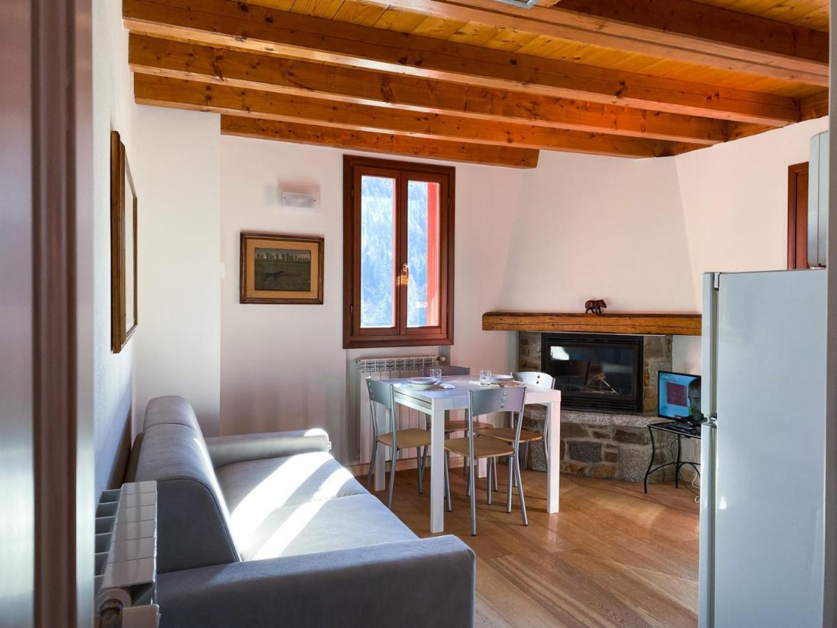 Mansarda Corno D'Aola Apartment Ponte Di Legno Luaran gambar